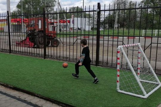 футбол в отеле Питер Усть-Лабинск