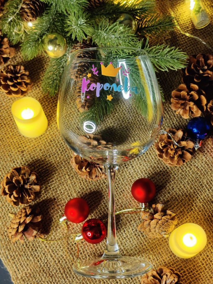 Бокал с УФ ДТФ текстом