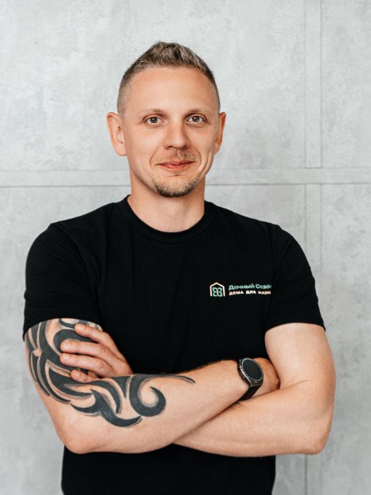 Денис Хуриев