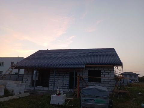 Строительство крыши из металлочерепицы