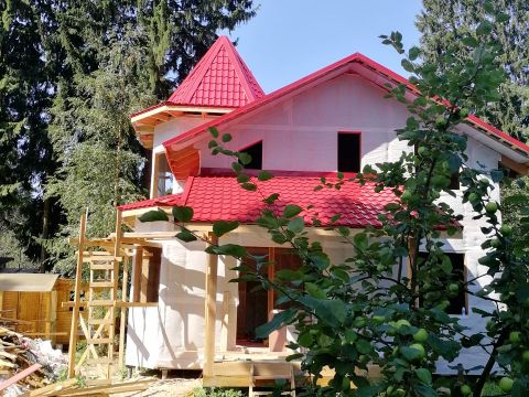 Кровля с башенкой металлоцерепица