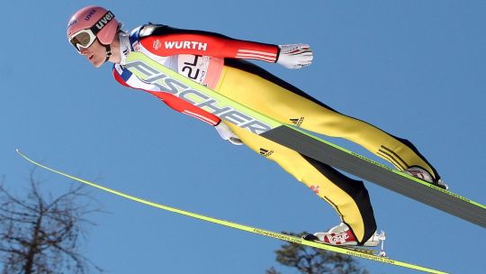 прыжки на лыжах с трамплина