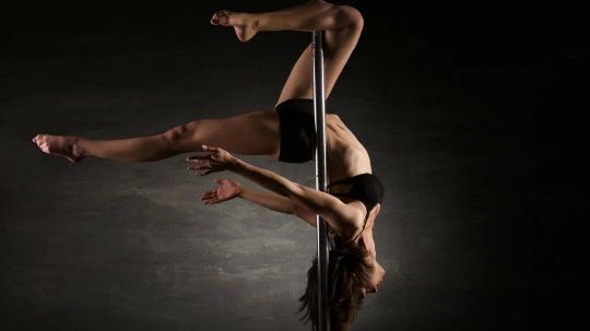 пилонный спорт