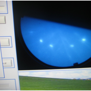 Экран работы RHEED пушки дифракция электронов на решетке кремния