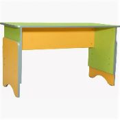 Стол детский (парта) на регулируемых опорах из лдсп
