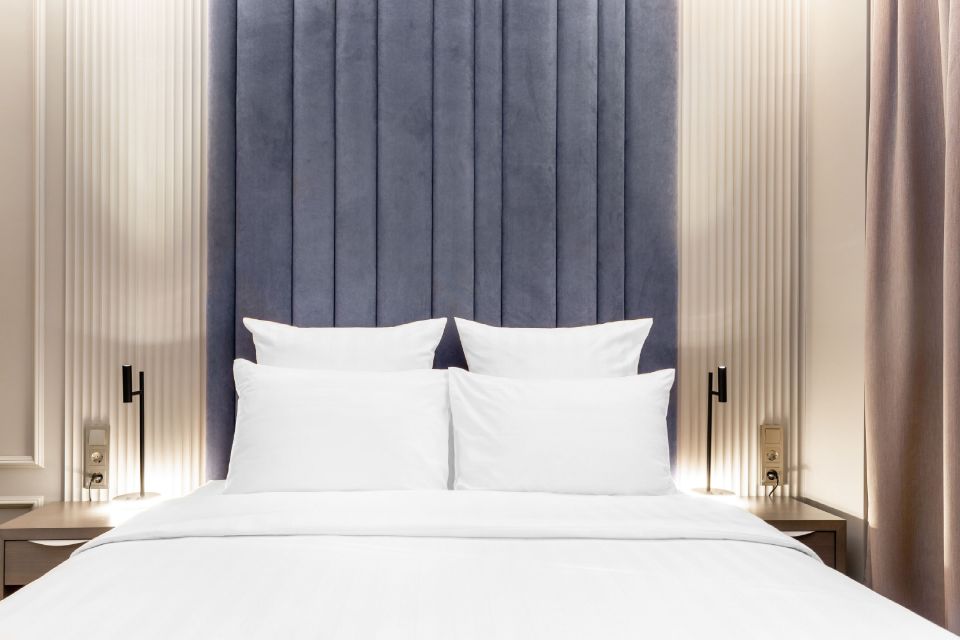 двуспальная кровать