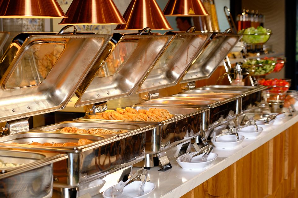 шведский стол мармиты