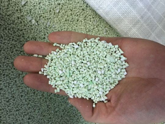 Купить вторичный полистирол ударопрочный зелёный УПМ 825, HIPS 825 ES