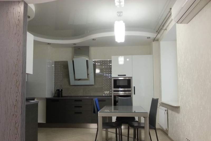 двухуровневые потолки в квартире