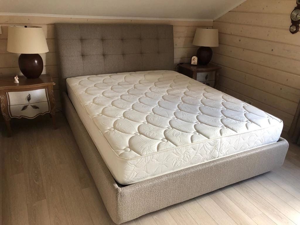 перетяжка дивана