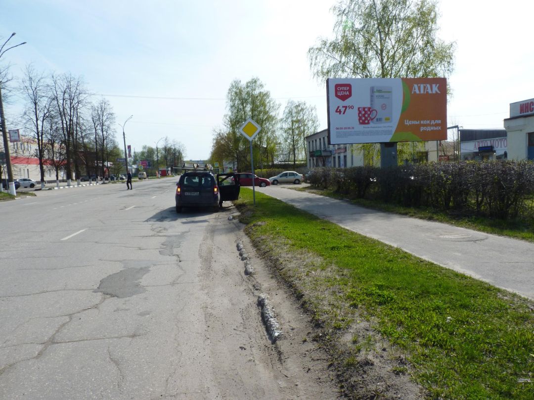 Ленина, ул. (р-н Автовокзала), напротив д.53