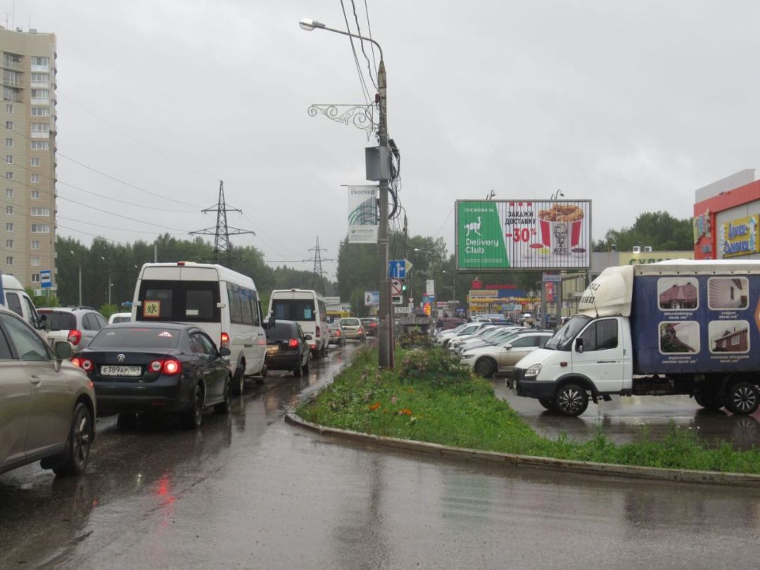 Светлогорская ул., 20