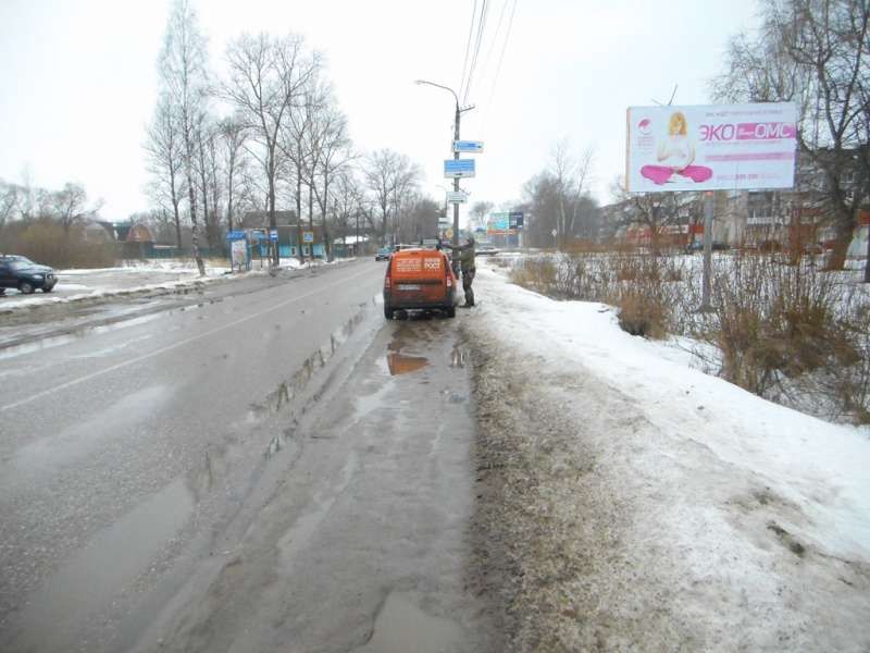 Зубцовское шоссе, 50 метров от ул. Марата, напротив м. Пятёрочка