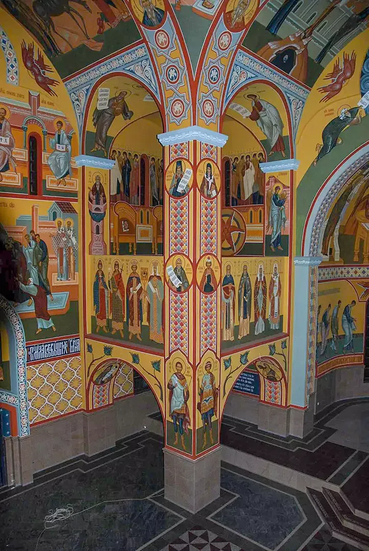 Роспись храма Рождества Христова. Фрески. Артель "Радость"