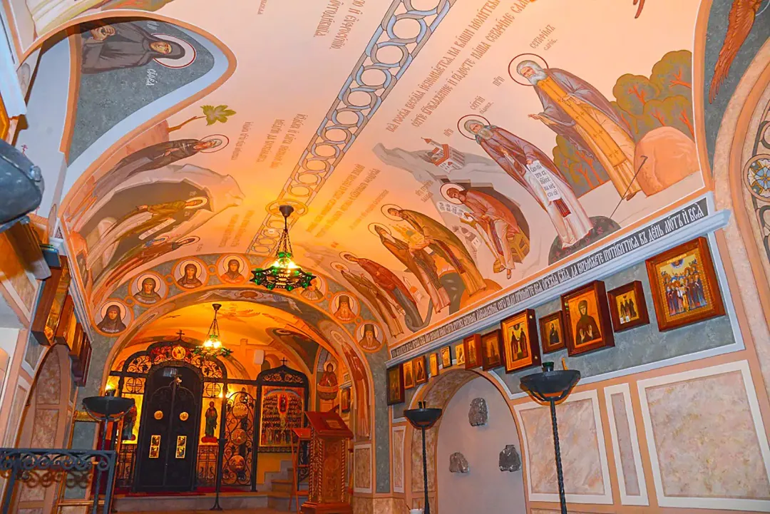 Роспись храма Всех Преподобных. Зачатьевский монастырь. Фрески. Артель "Радость"