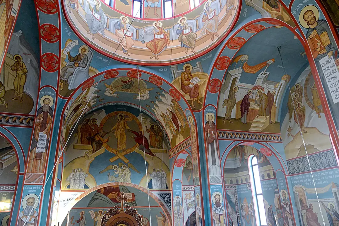 Роспись храма пророка Илии, Фрески. Артель "Радость"