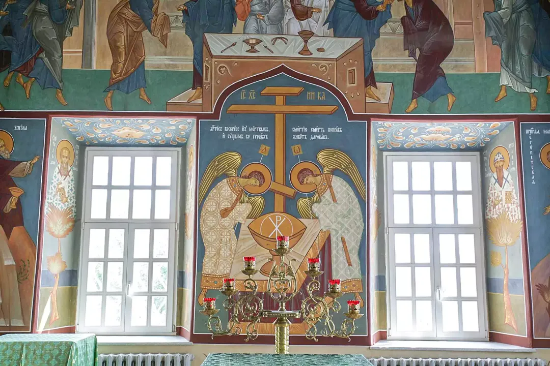 Роспись храма Сошествия Святого Духа. Фрески. Артель "Радость"