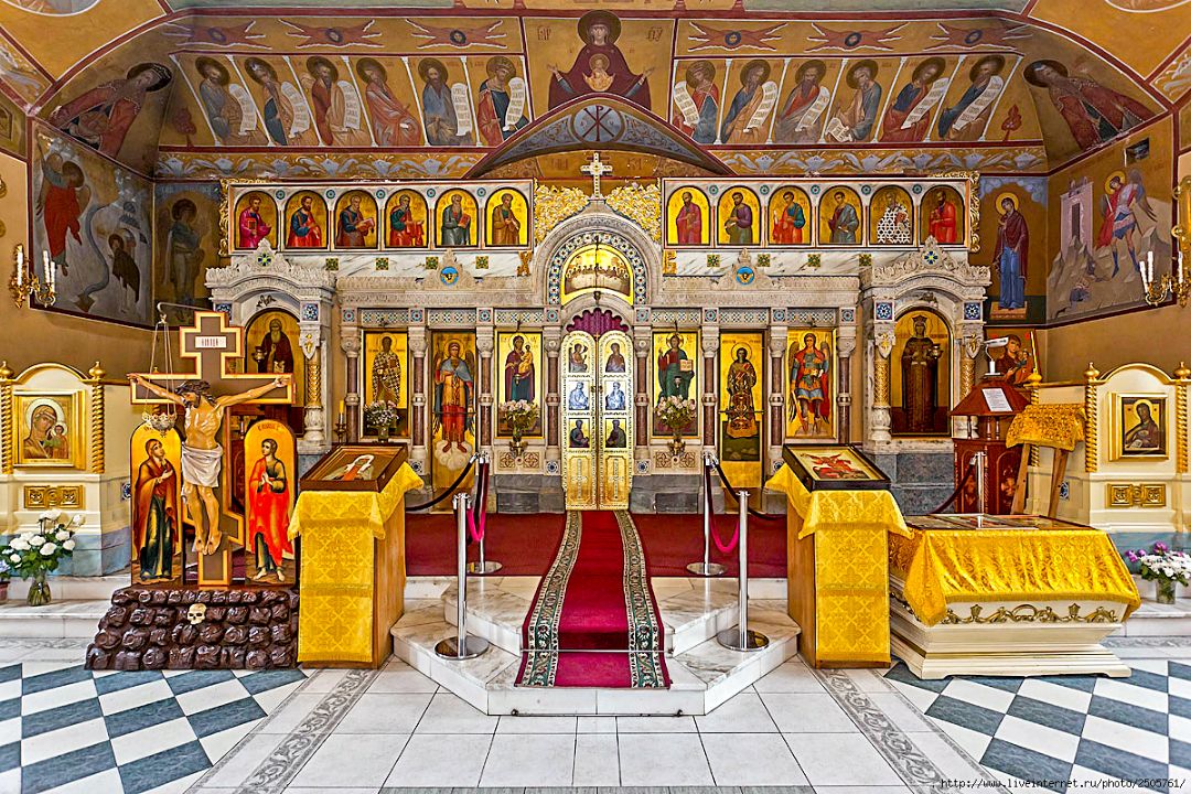 Роспись храма Архангела Михаила. Фрески. Артель "Радость"