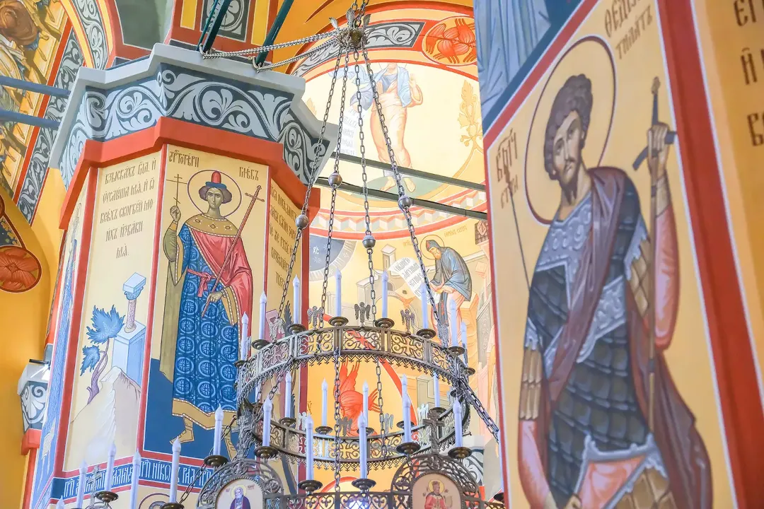 Роспись храма Серафима Саровского. Фрески. Артель "Радость"