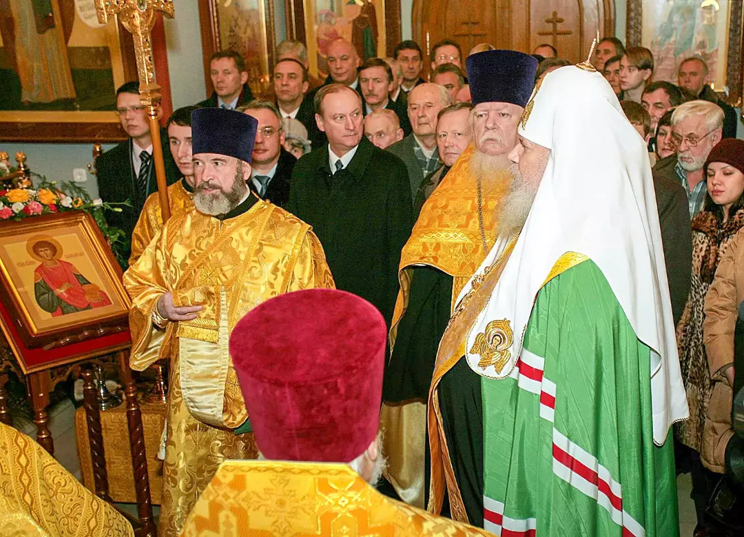 Роспись храма великомученика Пантелеимона, Патриарх. Фрески. Артель "Радость"