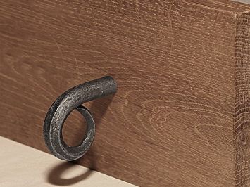 Кованая ручка для мебели ручной работы