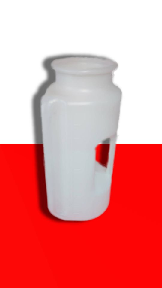 Молокопоилка (пласт)