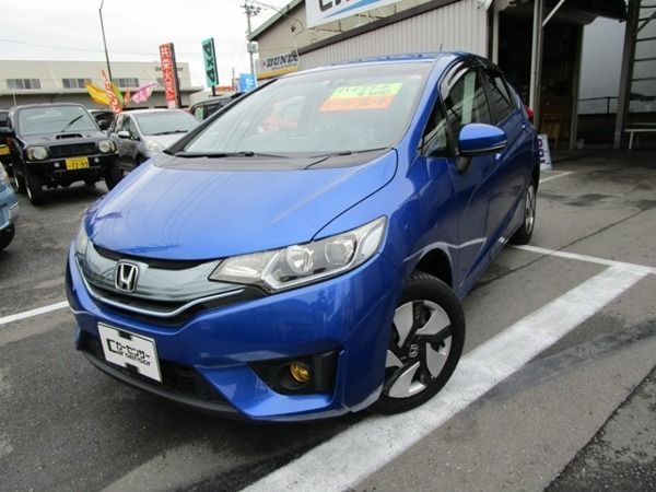 Honda Fit Hybrid под заказ из Японии с аукциона