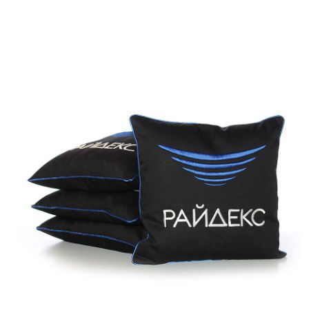 Подушки с вышивкой