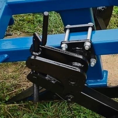 винт стойки колеса