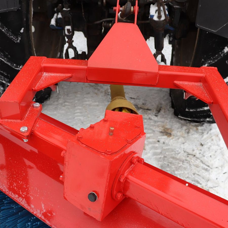 крепление отвала на раму