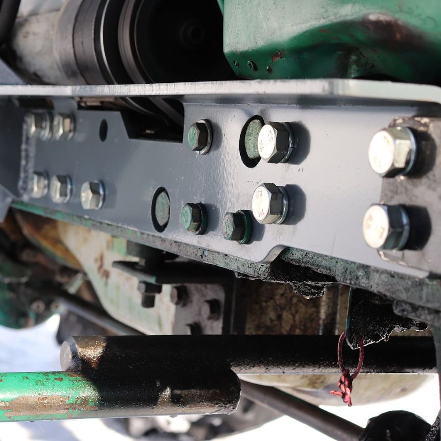 лонджерон стойки