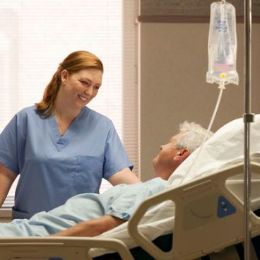 Сиделка в больницу