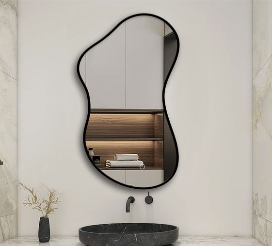 Рама для зеркала Amoe- это стильный аксессуар, который добавит изысканности и шарма любому интерьеру