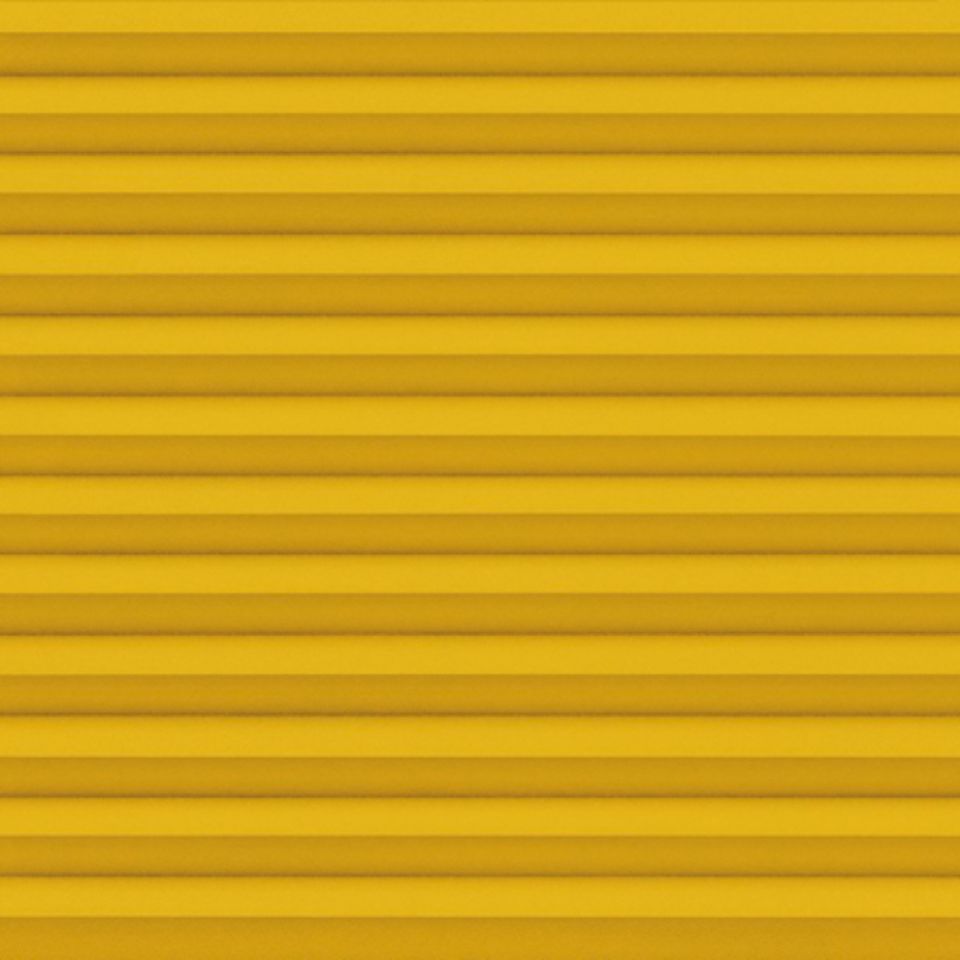 10748