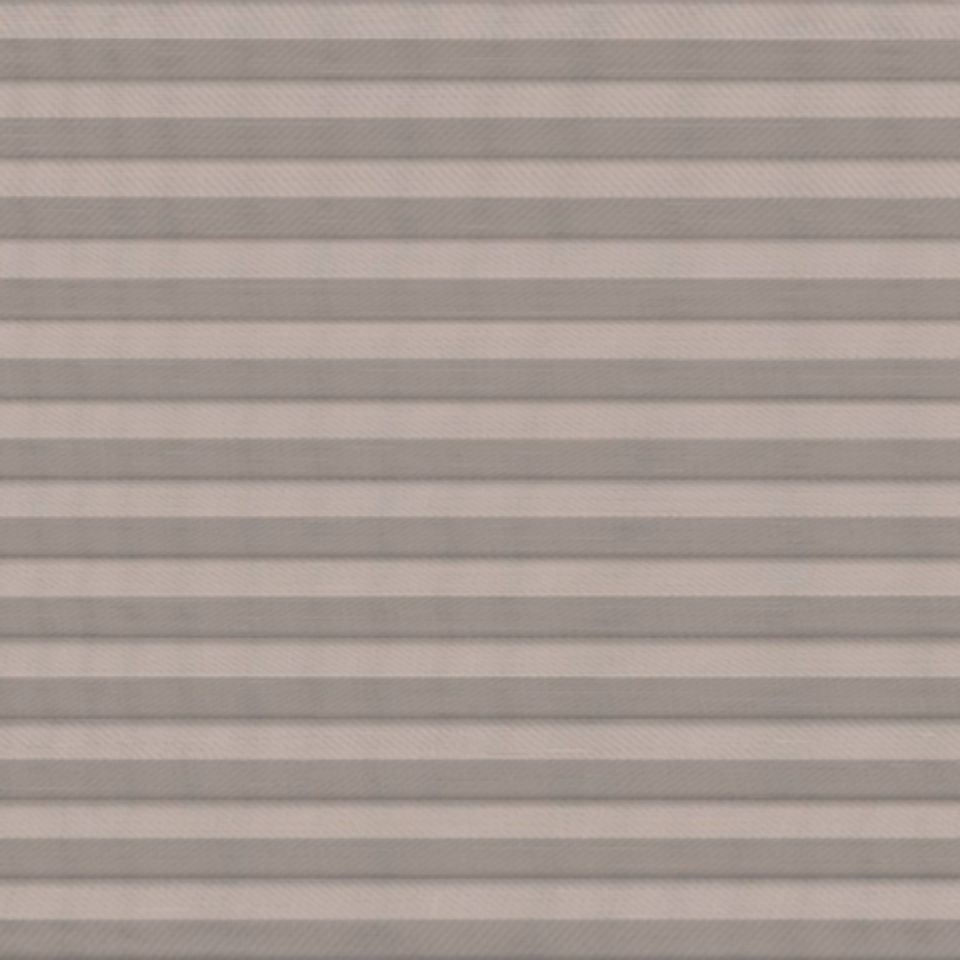 10722