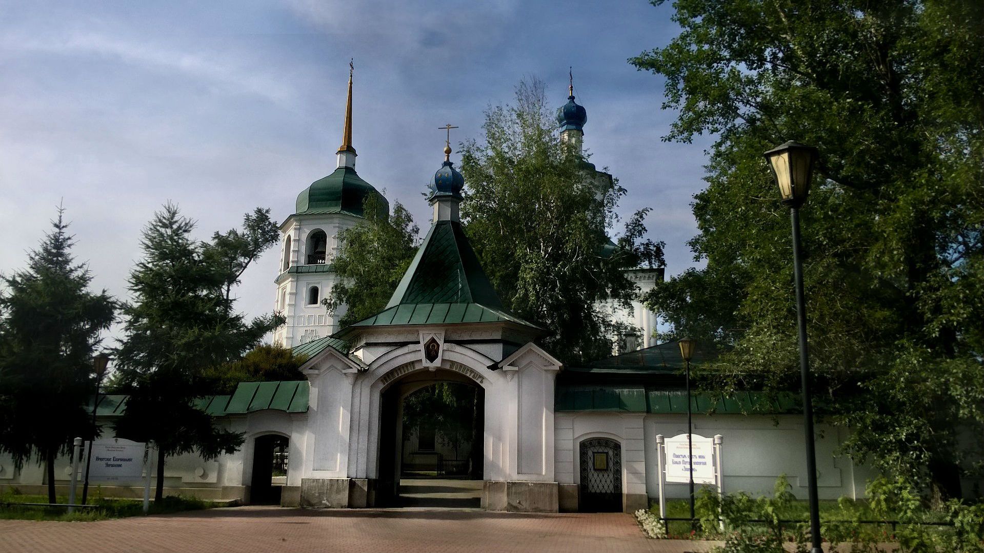 Обзорная экскурсия Знакомство с Иркутском. История Иркутска, рассказанная с любовью. Главные достопримечательности города за 3 часа.