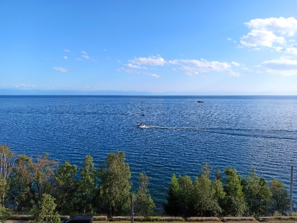 Листвянка на Байкале