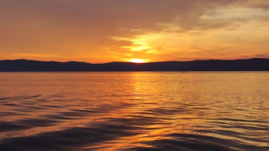 Озеро Байкал. Путеводитель по Байкалу: достопримечательности, горы Байкала, места на Байкале, туры и экскурсии на Байкал, круизы по Байкалу