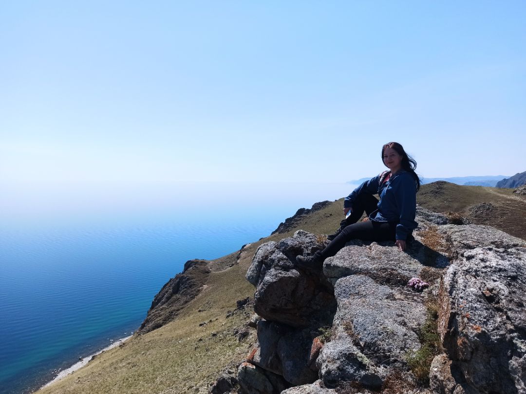 Бухта Ая озера Байкал. Бухта Ая летом. Туры на Байкал и остров Ольхон. Экскурсии на Байкал из Иркутска: Тажеранские степи, бухта Ая, остров Ольхон.