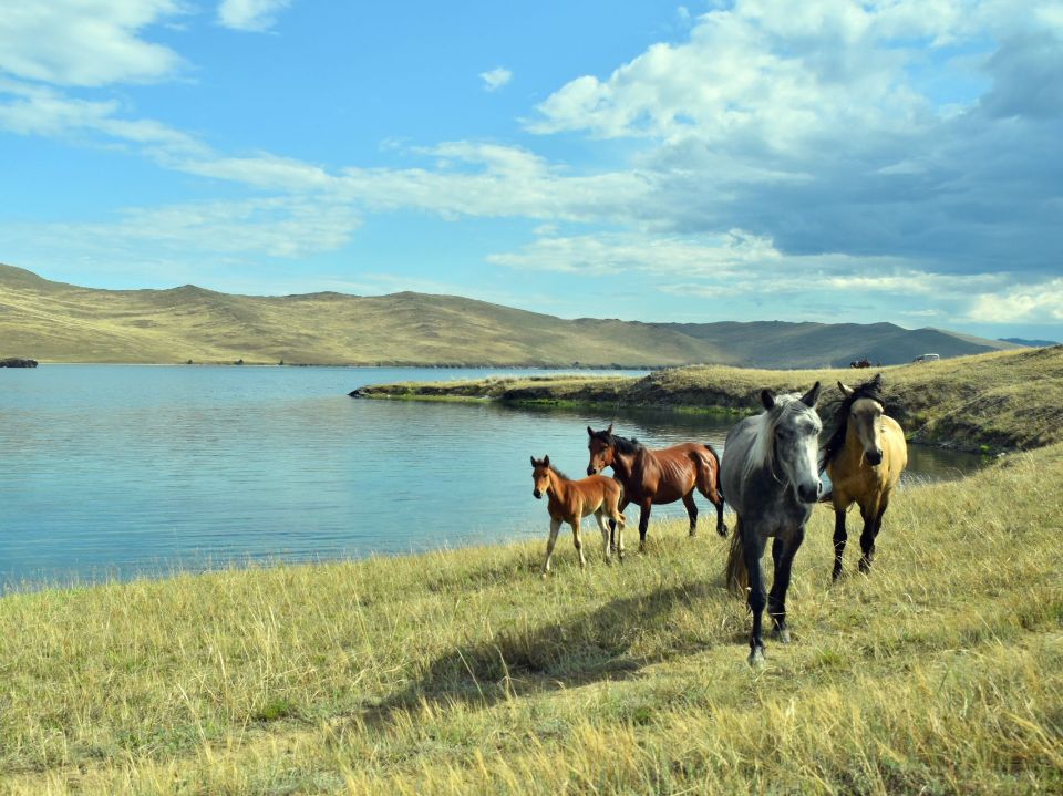 Залив Хул на острове Ольхон
