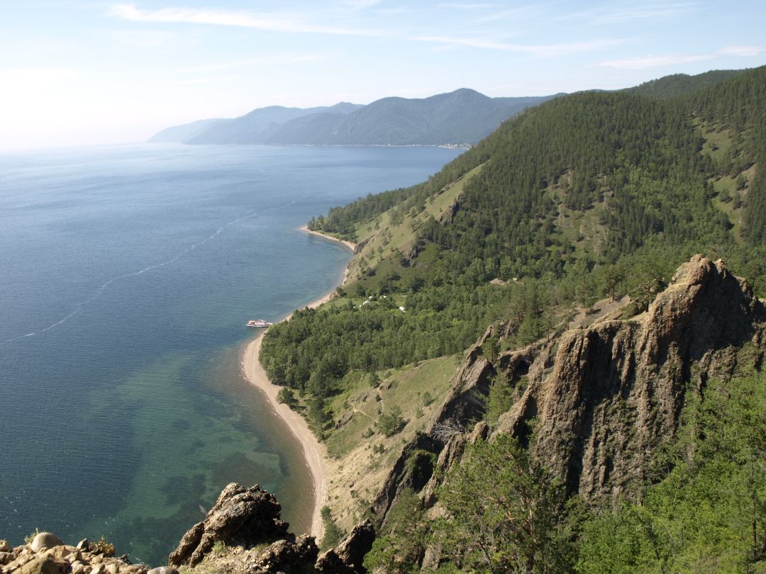 Утес Скрипер на Байкале