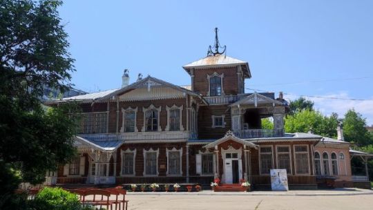 Путеводитель по городу Иркутску: достопримечательности, музеи, отели, рестораны, экскурсии, туры из Иркутска