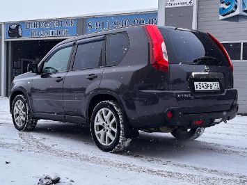 Помощь в продаже автомобиля Nissan X-Trail 2013 вид сзади