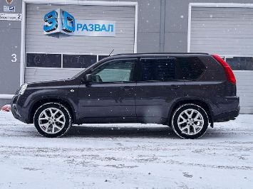 Помощь в продаже автомобиля Nissan X-Trail 2013 вид сбоку