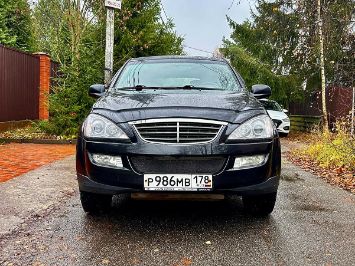 Помощь в продаже автомобиля SsangYong Kyron 2013 вид близко спереди