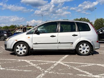Помощь в продаже автомобиля Ford C-Max 2004 вид сбоку