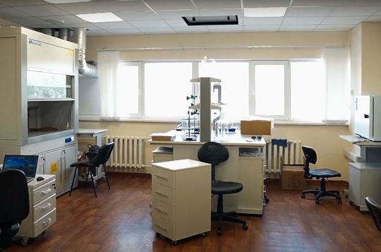 Современная лаборатория для проведения анализов