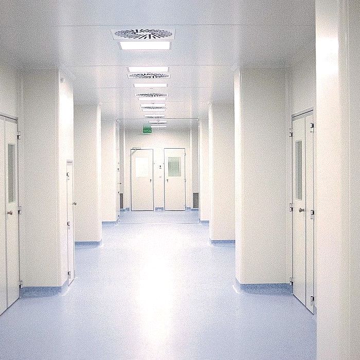 Облицовка стен в чистых помещениях