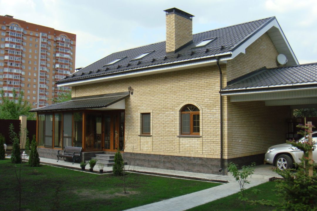 фасады из гиперпрессованного кирпича