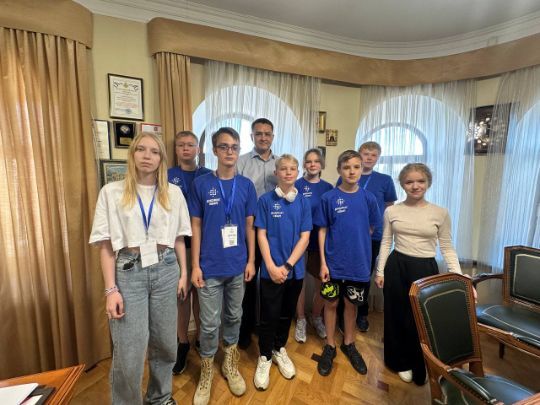 Мастер-классы, экскурсии, встречи с работодателями: как проходит очная смена